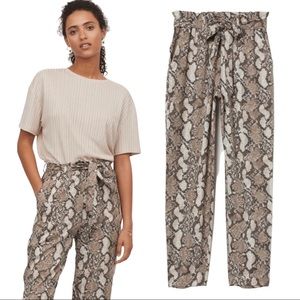 New H&M Snake print pants size 12